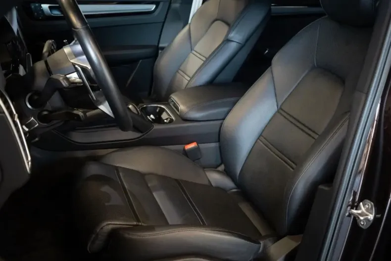 Porsche Cayenne din 2023 cu 36.222 km - oferta POR151841 - foto 15