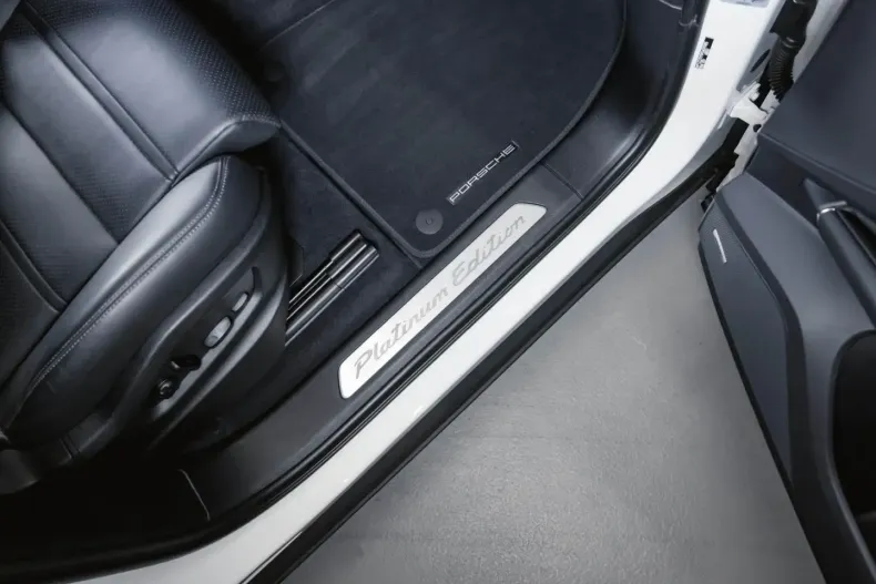 Porsche Cayenne din 2023 cu 34.600 km - oferta POR151843 - foto 28