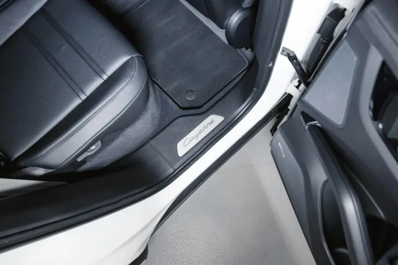 Porsche Cayenne din 2023 cu 34.600 km - oferta POR151843 - foto 29