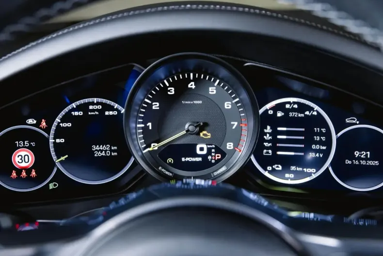 Porsche Cayenne din 2023 cu 34.600 km - oferta POR151843 - foto 31