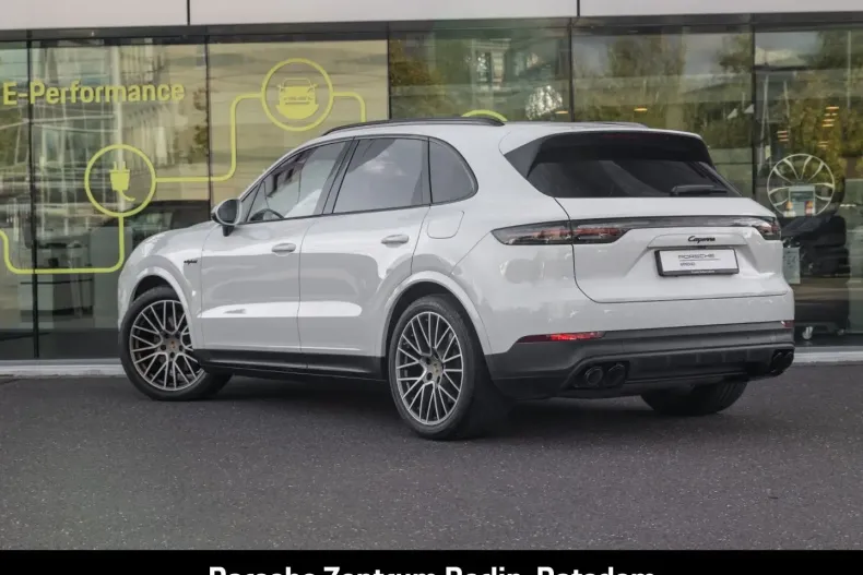 Porsche Cayenne din 2023 cu 34.828 km - oferta POR151844 - foto 3