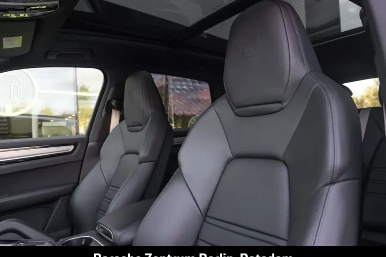 Porsche Cayenne din 2023 cu 34.828 km - oferta POR151844 - foto 5