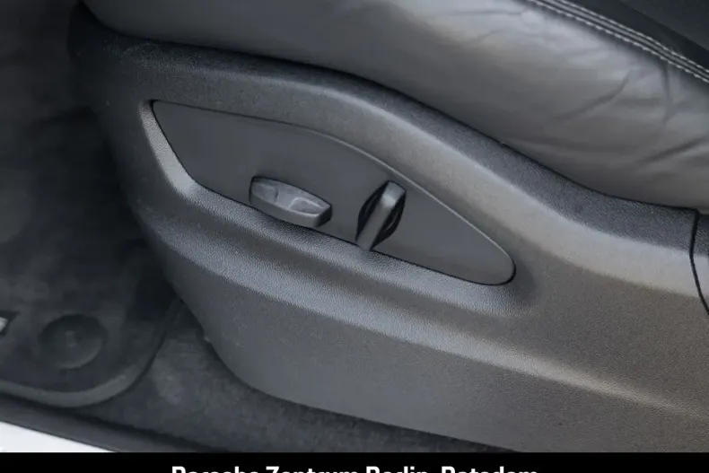 Porsche Cayenne din 2023 cu 34.828 km - oferta POR151844 - foto 18