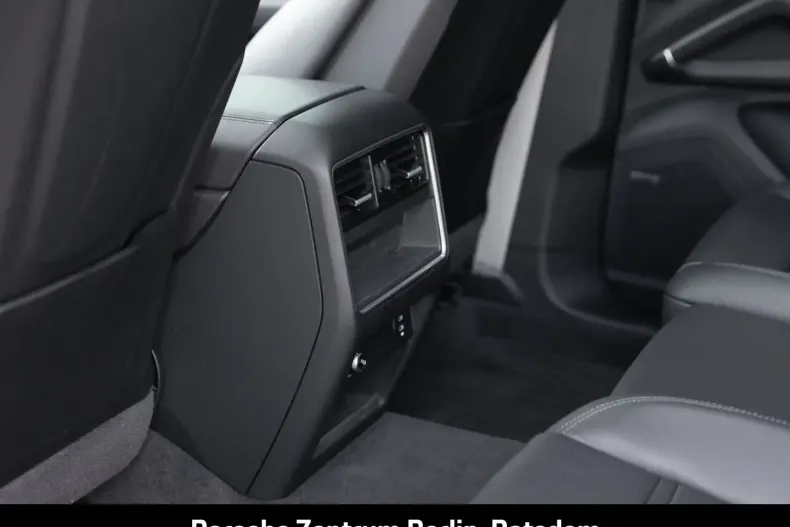 Porsche Cayenne din 2023 cu 34.828 km - oferta POR151844 - foto 24