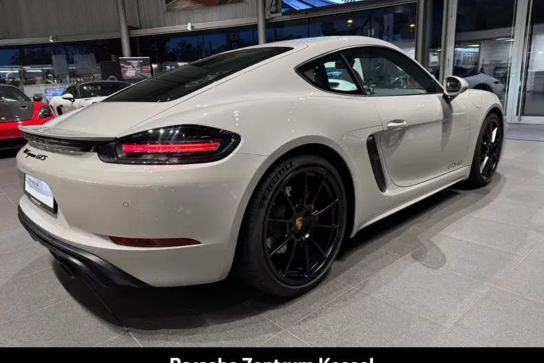 Porsche Cayman din 2024 cu 18.990 km - oferta POR151845 - foto 6