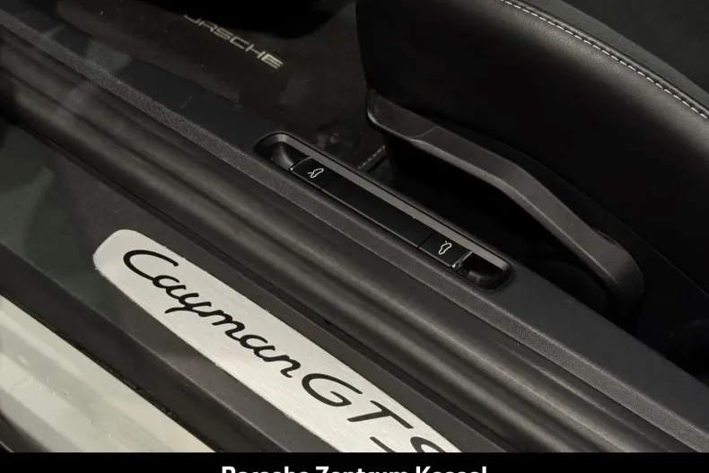 Porsche Cayman din 2024 cu 18.990 km - oferta POR151845 - foto 13