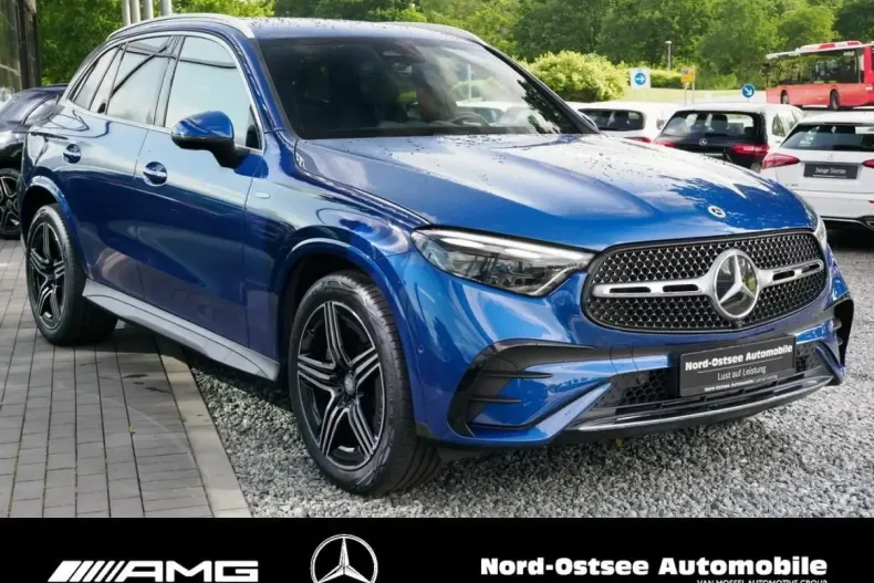 Mercedes-Benz GLC 300 din 2023 cu 23.563 km - oferta MER151846 - foto 1