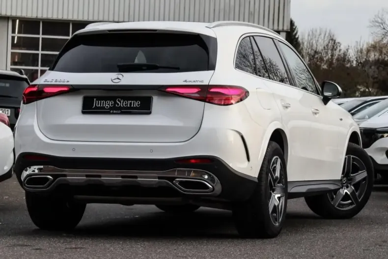 Mercedes-Benz GLC 300 din 2025 cu 7.916 km - oferta MER151847 - foto 2