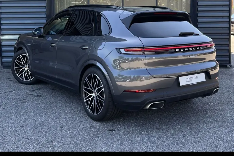 Porsche Cayenne din 2024 cu 28.900 km - oferta POR151848 - foto 4