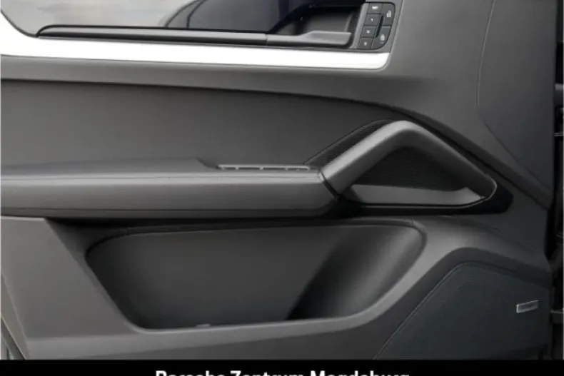 Porsche Cayenne din 2024 cu 21.136 km - oferta POR151850 - foto 22