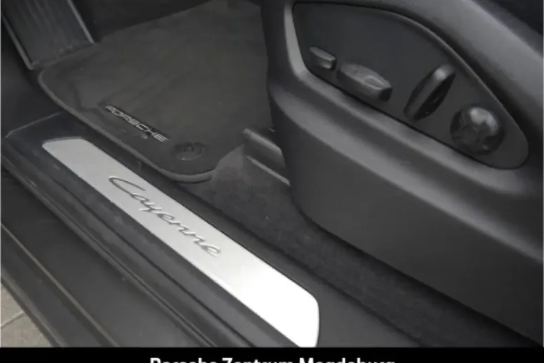 Porsche Cayenne din 2024 cu 21.136 km - oferta POR151850 - foto 25