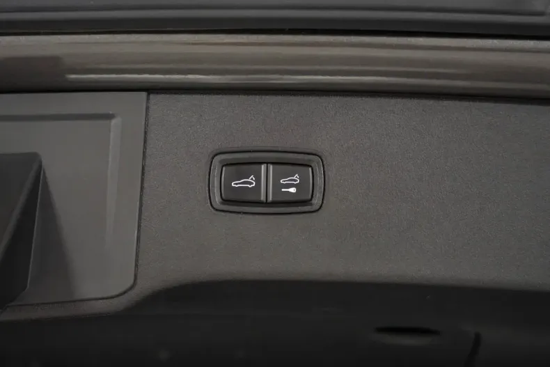 Porsche Cayenne din 2023 cu 28.300 km - oferta POR151853 - foto 34