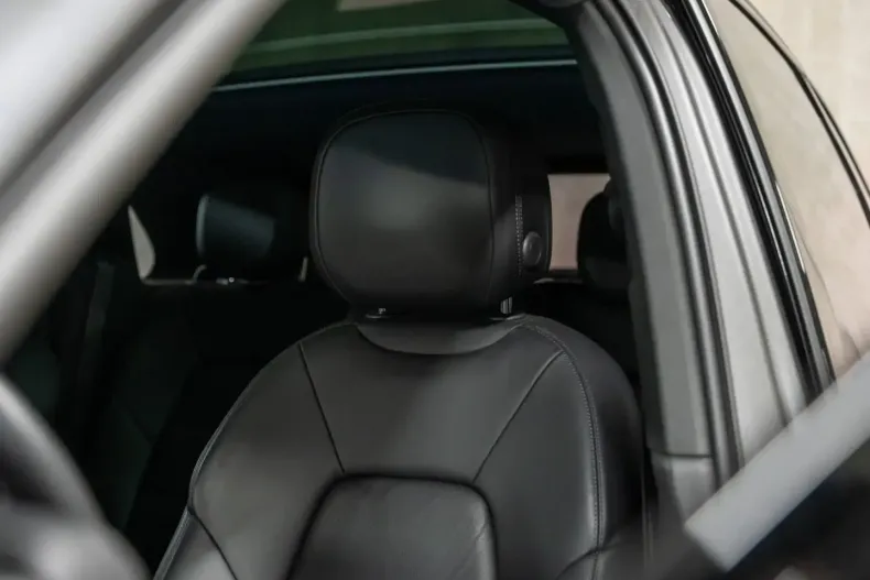 Porsche Cayenne din 2023 cu 28.300 km - oferta POR151853 - foto 39