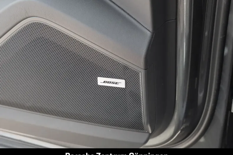 Porsche Cayenne din 2024 cu 18.415 km - oferta POR151854 - foto 21