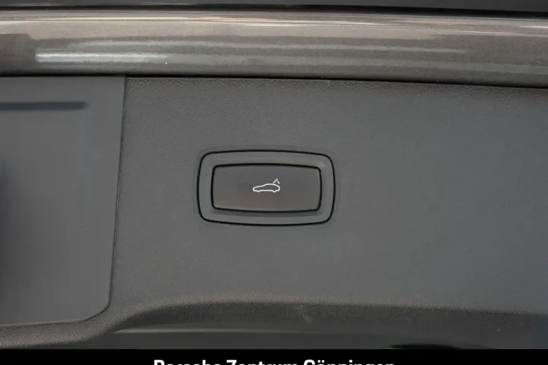 Porsche Cayenne din 2024 cu 18.415 km - oferta POR151854 - foto 33