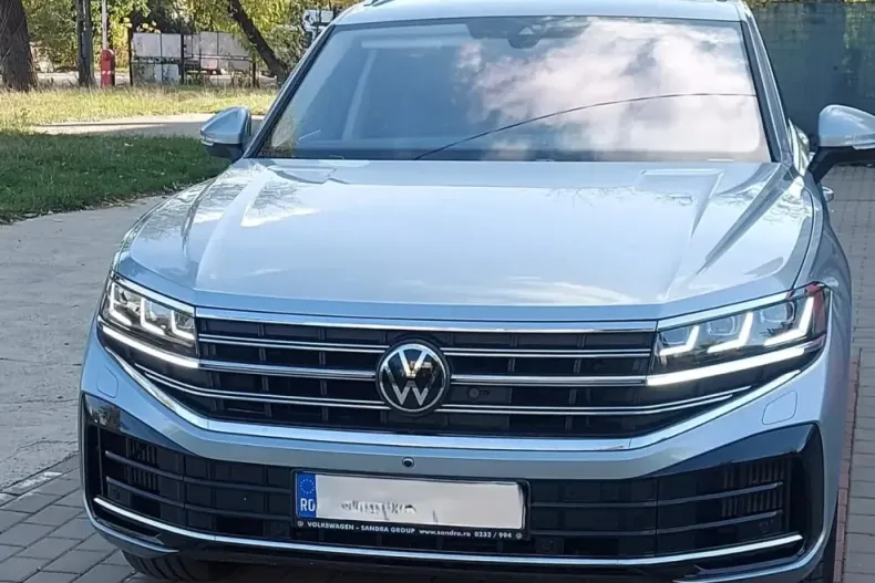 Volkswagen Touareg din 2025 cu 7.500 km - oferta VOL151860 - foto 4