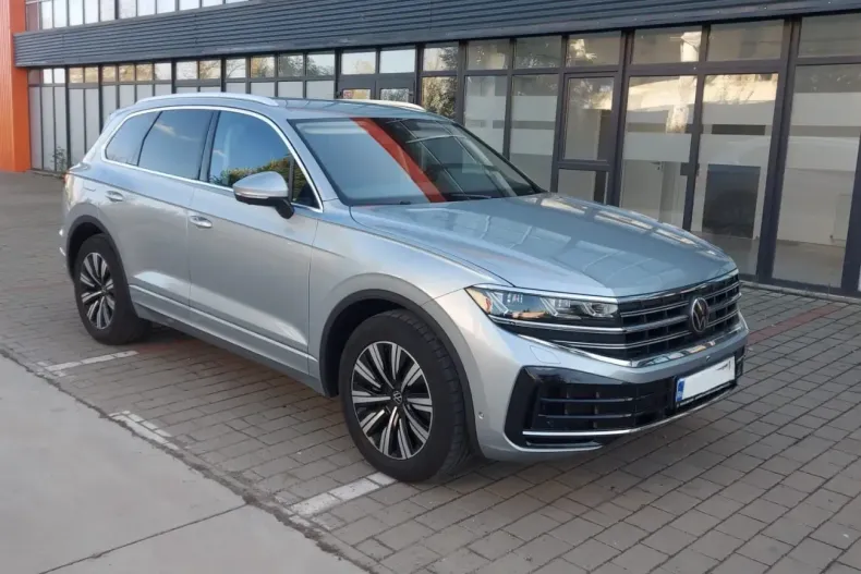 Volkswagen Touareg din 2025 cu 7.500 km - oferta VOL151860 - foto 12