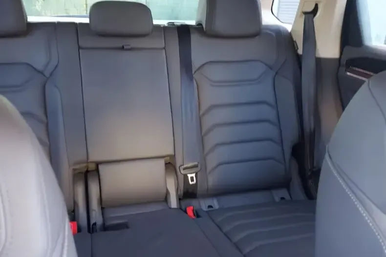 Volkswagen Touareg din 2025 cu 7.500 km - oferta VOL151860 - foto 18