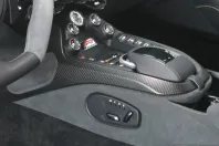 Aston Martin V8 Vantage din 2024 cu 22.829 km - oferta AST151863 - foto 10