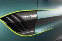 Aston Martin V8 Vantage din 2024 cu 22.829 km - oferta AST151863 - foto 22