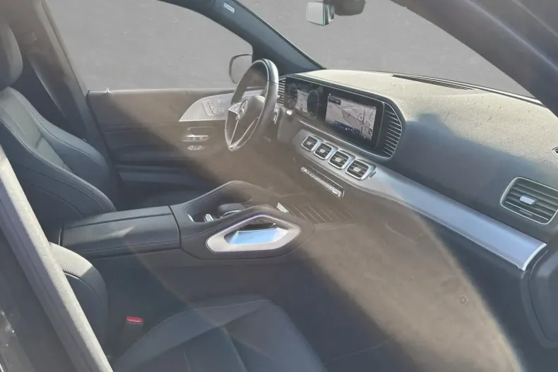 Mercedes-Benz GLE 400 din 2024 cu 14.306 km - oferta MER151868 - foto 8