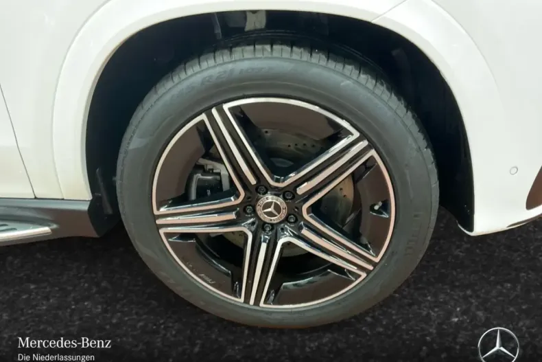 Mercedes-Benz GLE 400 din 2024 cu 10.689 km - oferta MER151870 - foto 4