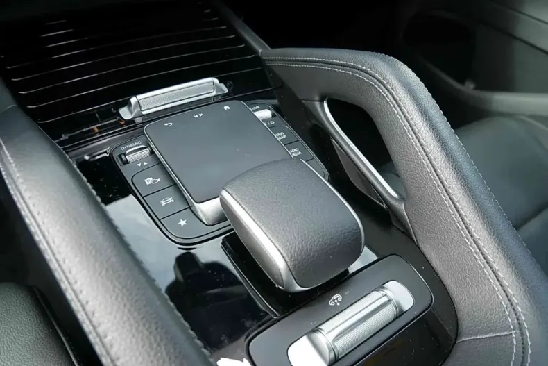 Mercedes-Benz GLE 400 din 2023 cu 61.333 km - oferta MER151872 - foto 9