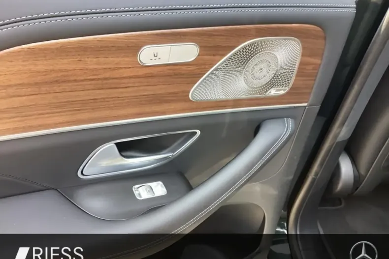 Mercedes-Benz GLE 63 AMG din 2023 cu 55.152 km - oferta MER151880 - foto 13