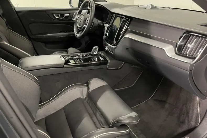 Volvo S60 din 2020 cu 99.264 km - oferta VOL151883 - foto 11