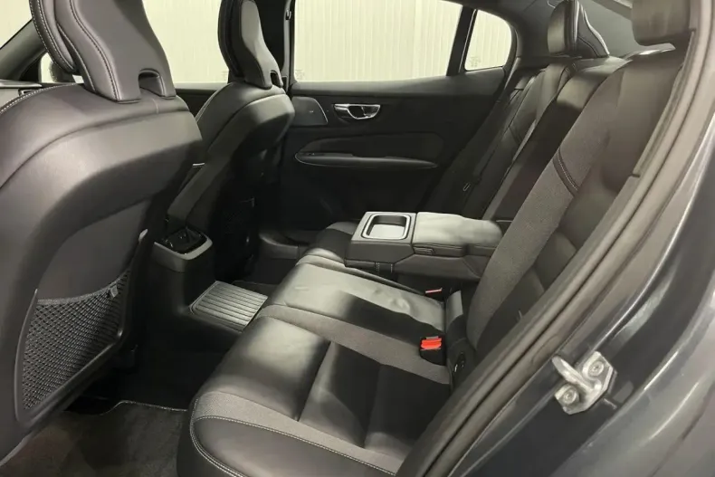 Volvo S60 din 2020 cu 99.264 km - oferta VOL151883 - foto 13