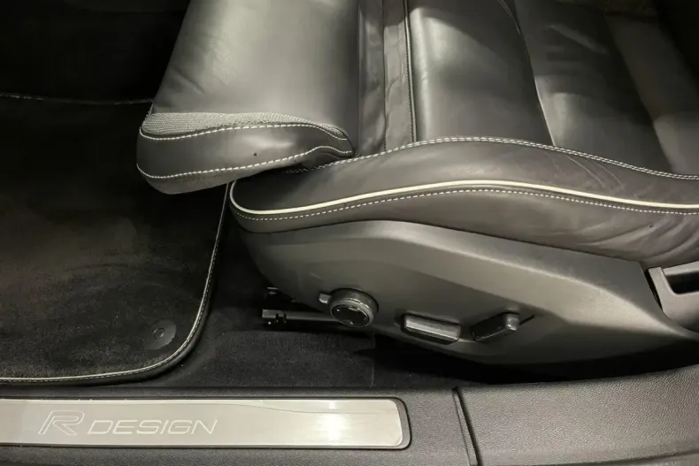 Volvo S60 din 2020 cu 99.264 km - oferta VOL151883 - foto 30