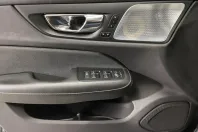 Volvo S60 din 2020 cu 99.264 km - oferta VOL151883 - foto 33