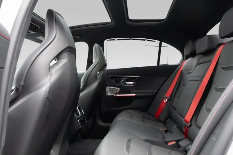 Mercedes-Benz C 63 AMG din 2023 cu 43.451 km - oferta MER151895 - foto 9