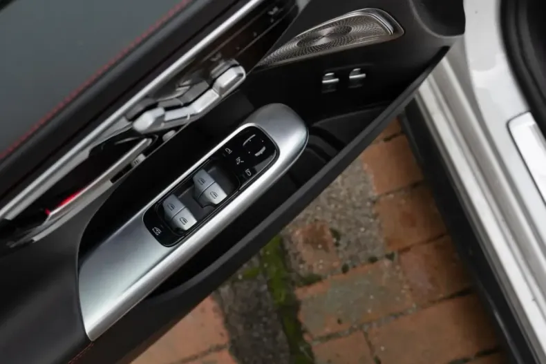 Mercedes-Benz C 63 AMG din 2023 cu 43.451 km - oferta MER151895 - foto 16