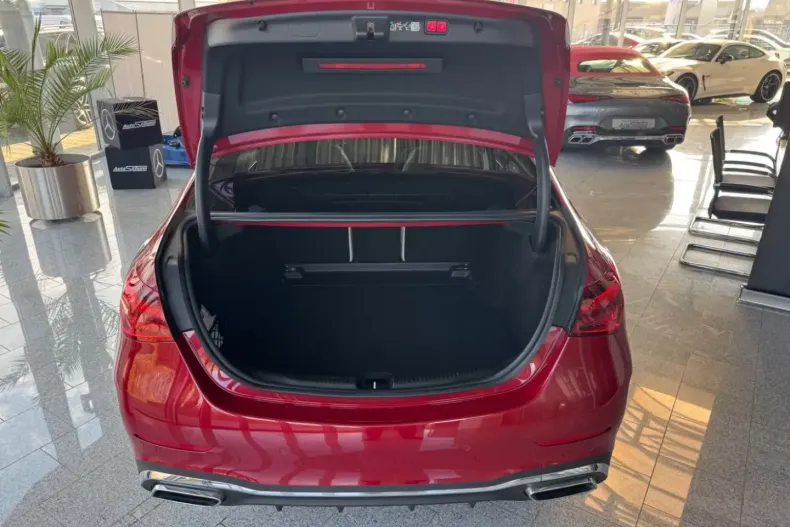 Mercedes-Benz C 200 din 2024 cu 13.800 km - oferta MER151896 - foto 13