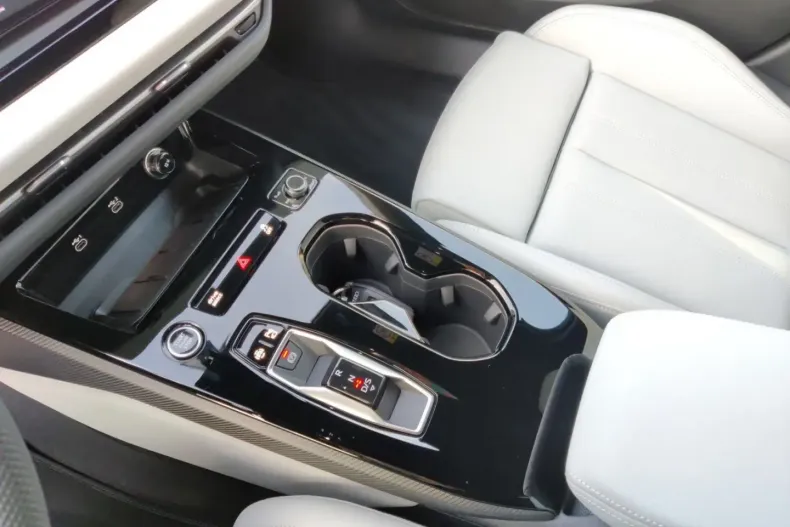 Audi A5 din 2025 cu 12.500 km - oferta AUD151903 - foto 12