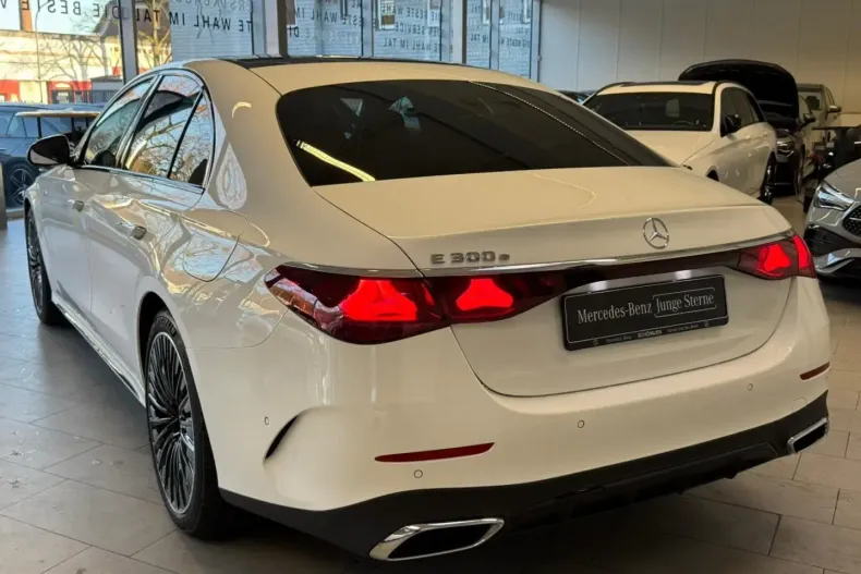 Mercedes-Benz E 300 din 2025 cu 7.434 km - oferta MER151906 - foto 7