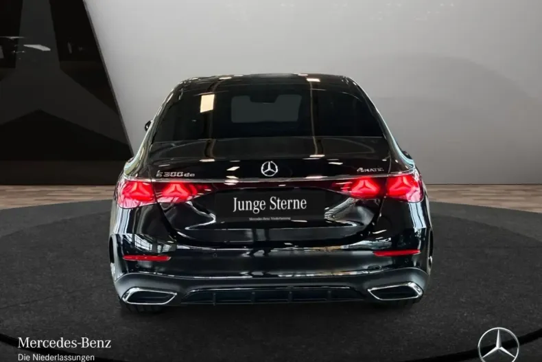 Mercedes-Benz E 300 din 2024 cu 11.385 km - oferta MER151908 - foto 6