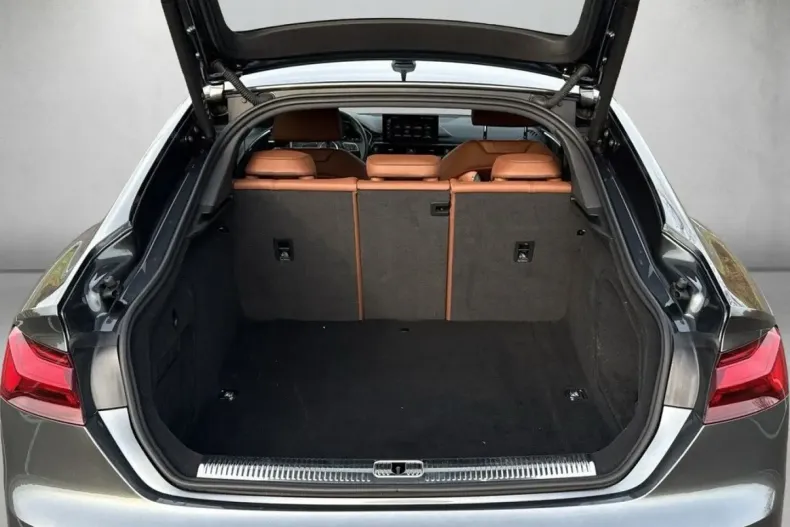 Audi A5 din 2024 cu 18.981 km - oferta AUD151909 - foto 6