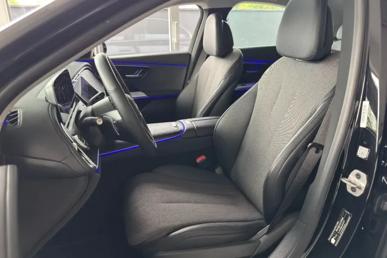 Mercedes-Benz E 220 din 2024 cu 49.850 km - oferta MER151910 - foto 6