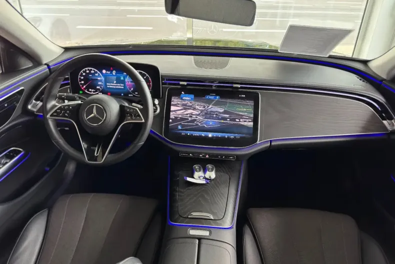 Mercedes-Benz E 220 din 2024 cu 49.850 km - oferta MER151910 - foto 9