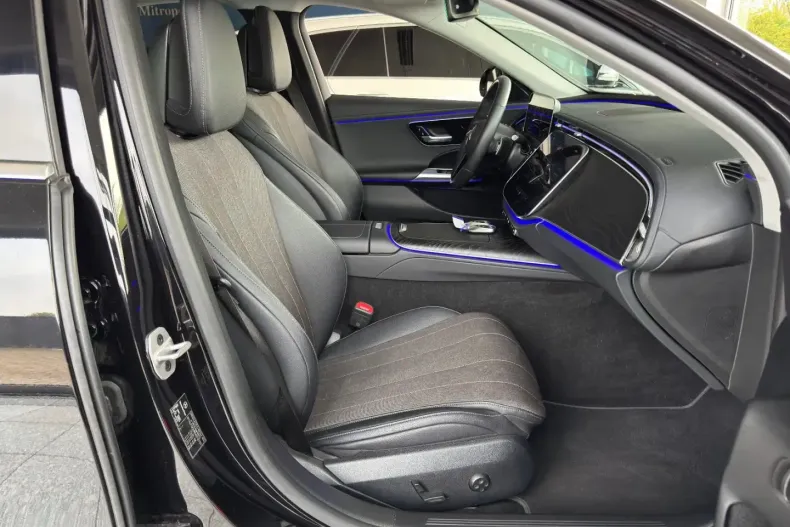 Mercedes-Benz E 220 din 2024 cu 49.850 km - oferta MER151910 - foto 20