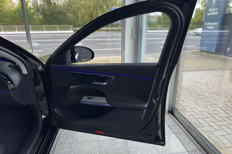 Mercedes-Benz E 220 din 2024 cu 49.850 km - oferta MER151910 - foto 22