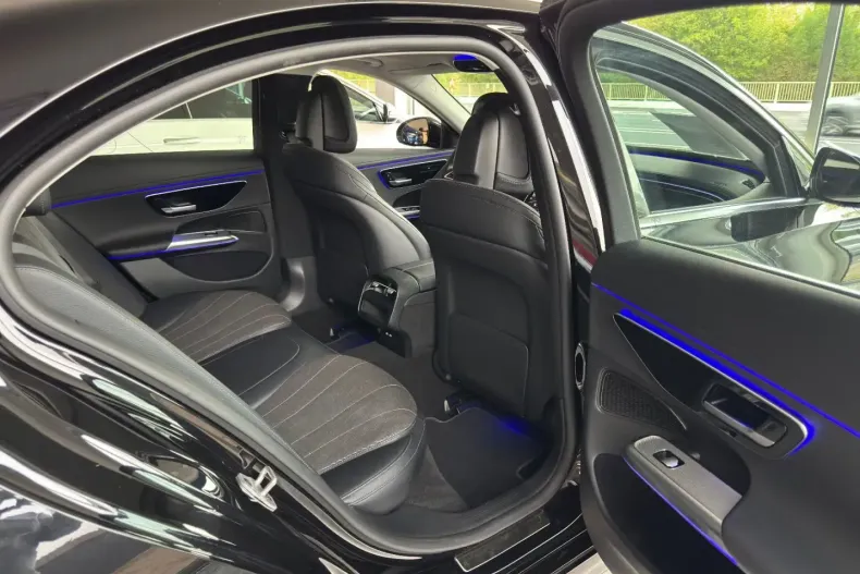 Mercedes-Benz E 220 din 2024 cu 49.850 km - oferta MER151910 - foto 24