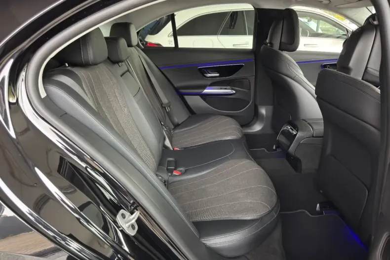 Mercedes-Benz E 220 din 2024 cu 49.850 km - oferta MER151910 - foto 25