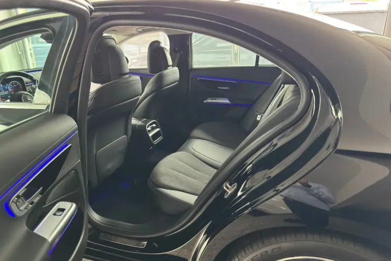 Mercedes-Benz E 220 din 2024 cu 49.850 km - oferta MER151910 - foto 27