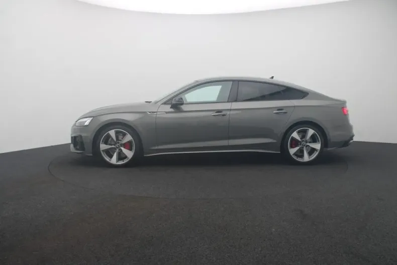 Audi A5 din 2024 cu 13.265 km - oferta AUD151913 - foto 3