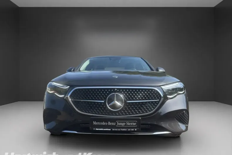 Mercedes-Benz E 300 din 2024 cu 8.790 km - oferta MER151914 - foto 2