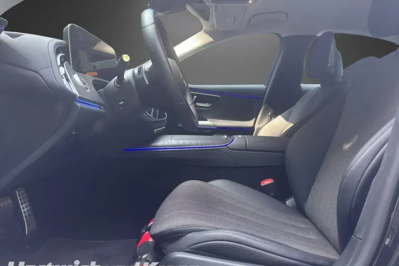 Mercedes-Benz E 300 din 2024 cu 8.790 km - oferta MER151914 - foto 12