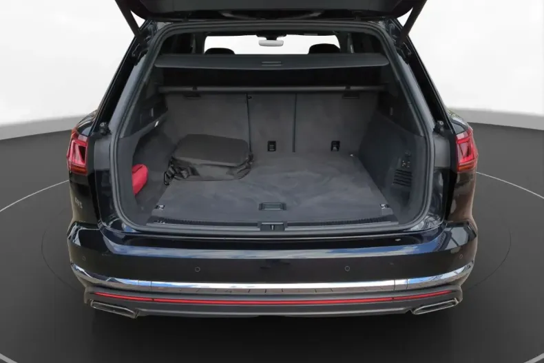 Volkswagen Touareg din 2022 cu 76.800 km - oferta VOL151923 - foto 9